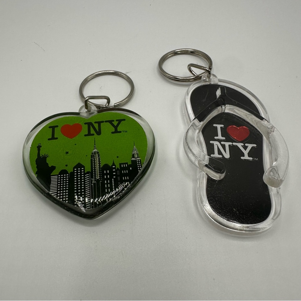 I Love NY Heart and Flip Flop Keychain Set - Green and Black (lot of 2)